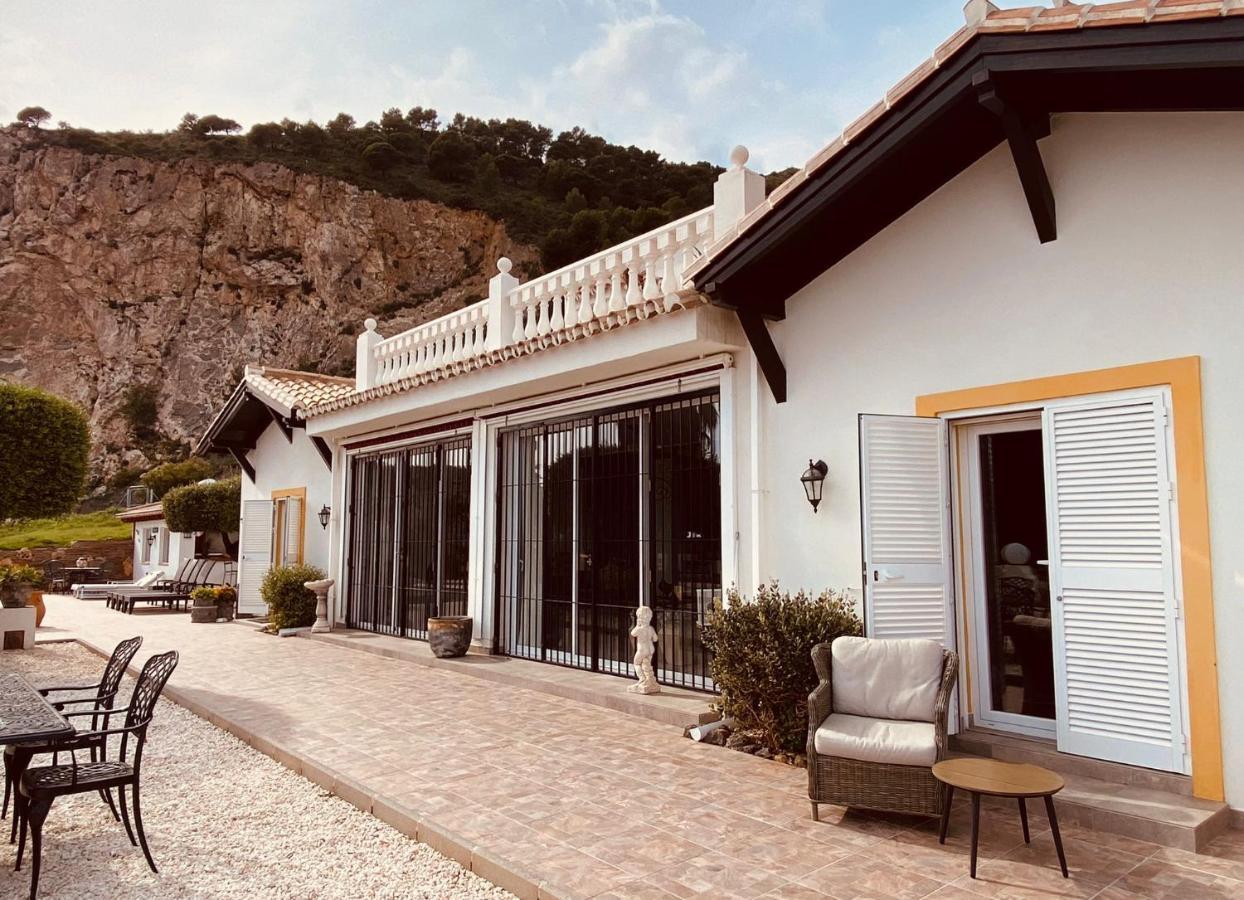 Casa Capricornio Bed & Breakfast Marbella Ngoại thất bức ảnh